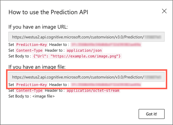 预测 API 对话框显示 URL 和密钥