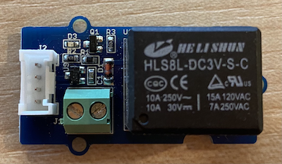 一个 Grove 继电器