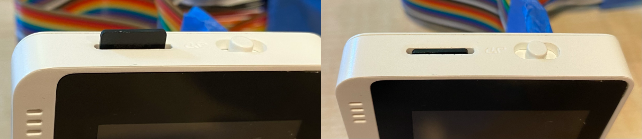 将 SD 卡插入电源开关下方的 SD 卡插槽